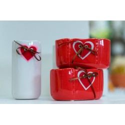 Pot Rouge Strié avec Coeur | Fournisseur Fleuriste | Saint Valentin